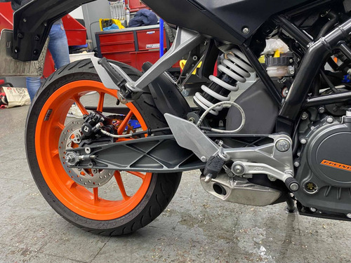 Imagen 4 de 9 de Ktm Duke 200