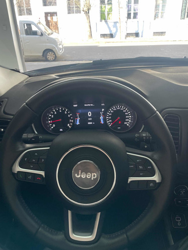 Imagen 13 de 16 de Jeep Compass 2020 2.4 Longitude Plus