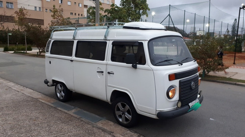 Imagem 1 de 15 de Volkswagen Kombi 2010 1.4 Standard Total Flex 3p