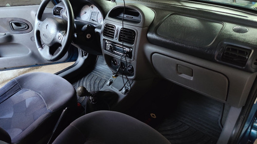 Renault Clio 1.6 Rn Aa
