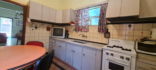 ¡oportunidad Imperdible! Casa A Reciclar Sobre Lote De 8,66 X 34,64 M2 - En Venta