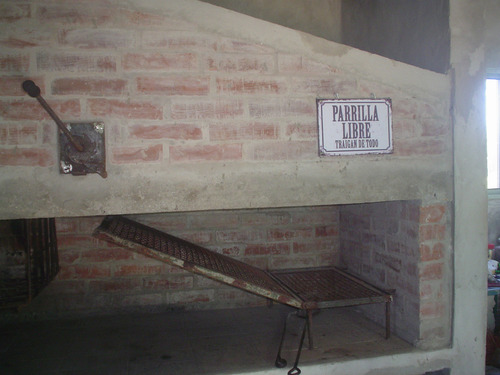 Camp0.c0n.casa.y.barbac0a.de.77.m2.a.13.km.de.minas