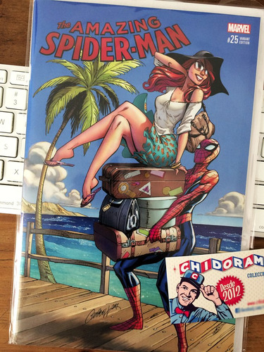 Comic - Amazing Spider-man #25 Scott Campbell Variant (Usado)