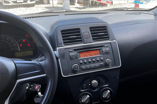 Nissan March 2021