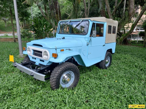 Toyota Fj Fj-40