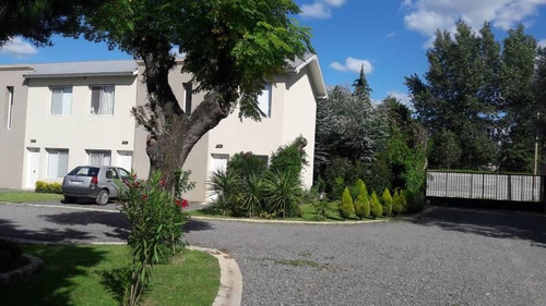 Imagen 2 de 24 de Departamento En Venta En La Fernanda -pilar, G.b.a. Zona Norte