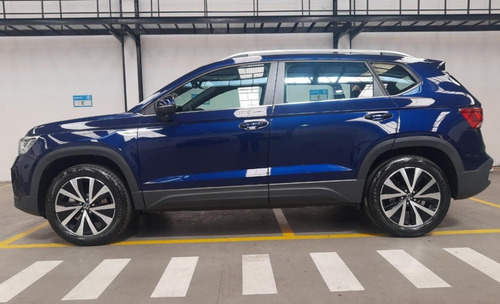 Imagen 4 de 25 de Volkswagen Taos Highline 250 Tsi Entrega Inmediata Mos A1