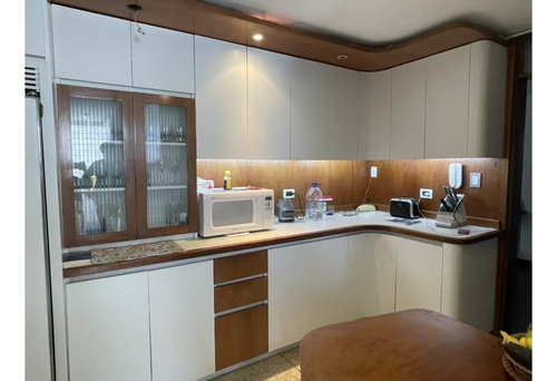 Se Vende Apartamento 165m2 Los Palos Grandes 3898