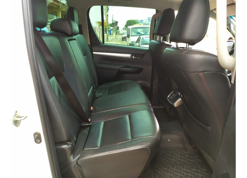 Imagem 11 de 12 de Hilux 2.8 Srx Srx Cd 2017