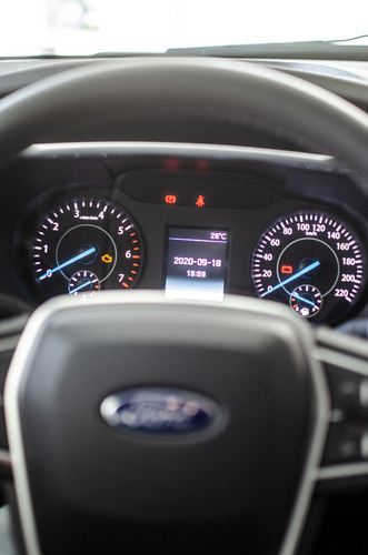 Imagen 14 de 15 de Ford Territory Sel 1.5l At 4x2