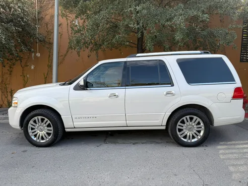 Lincoln Navigator 5.4 Lincoln Navigor - Limited V8 At
