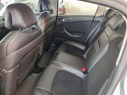 Imagem 7 de 12 de Citroen C5 2.0 Mpfi Exclusive 16v 2012