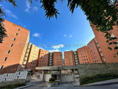 Venta De Apartamento En Urb. El Cigarral Mls#24-11015 Mh