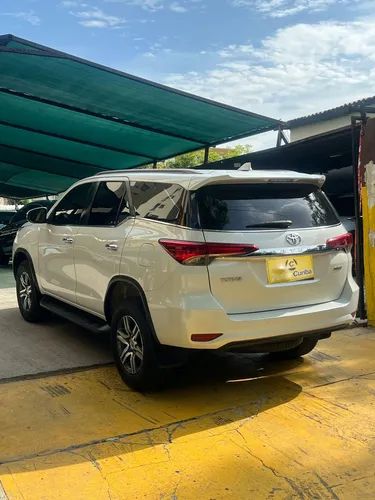 Toyota Fortuner 2.7