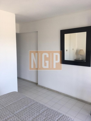 Apartamento En Roosevelt, 3 Dormitorios *-ref:17233