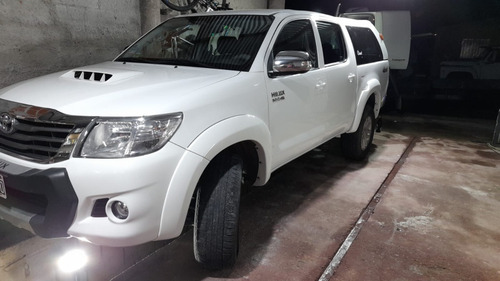 Toyota Hilux 3.0 Cd Srv Cuero 171cv 4x4