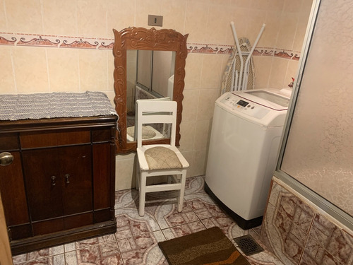 Imagen 13 de 30 de Casa Lista Para Vivir En Familia, Sólida Y Buena Ubicación.