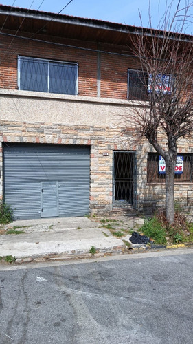 Galpón Con Oficinas