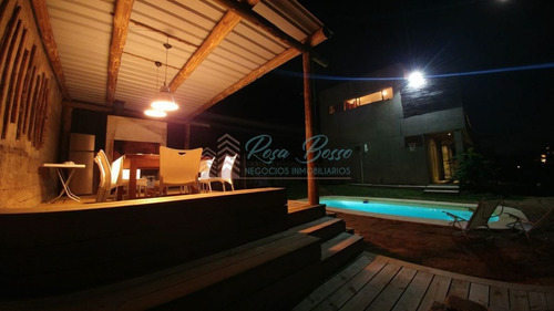Imagen 21 de 24 de Casa En Altos De Punta Piedra Con Vista Al Mar
