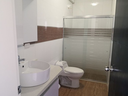 Imagen 12 de 14 de Vive Tus Mejores Momentos En Un Apartamento En Arivana Plaza Apartamento En Venta Puerto Ordaz, Arivana, La Zona Mas Exclusiva De La Ciudad, Disfruta De Total Seguridad, Y Comodidad
