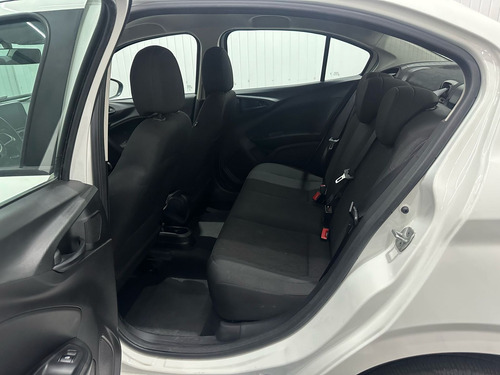 Fiat Cronos 1.0 Drive Flex 4p