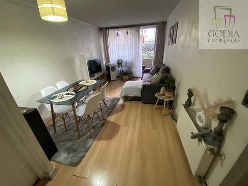 Departamento En Venta De 3 Dorm. En Macul