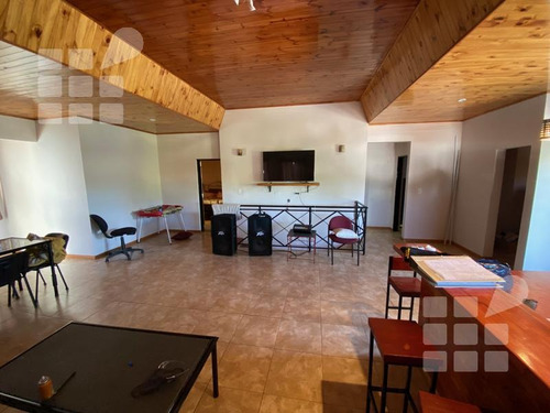 Imagen 20 de 30 de Casa - Melchor Romero