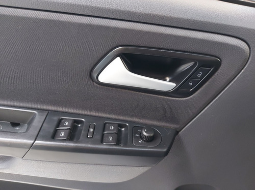 Imagem 11 de 15 de Volkswagen Fox Trend 1.6 Mi 8v
