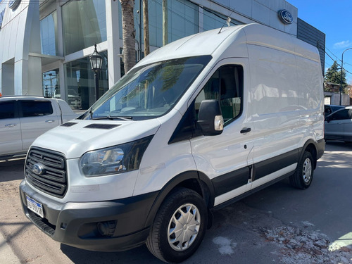 Ford Transit 2.2 Furgon Mediano 350m