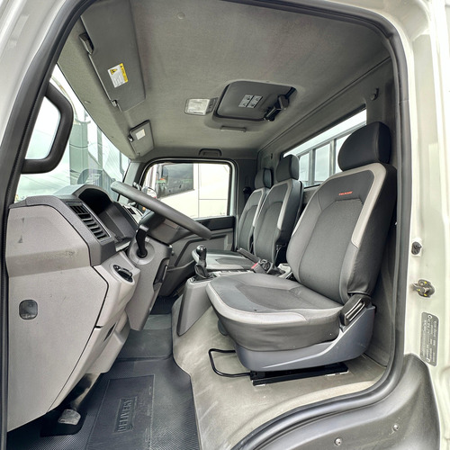 Vw Delivery Express Ano 2019 4x2 = Iveco Sprinter Master Hr