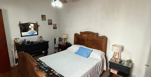 Ph En Venta - 4 Dormitorios 2 Baños - La Matanza