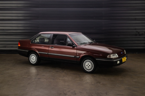 Imagem 2 de 10 de 1991 Ford Versailles Ghia 2.0 Duas Portas