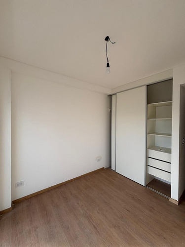 Venta 3 Ambientes Con Balcón Terraza Almagro
