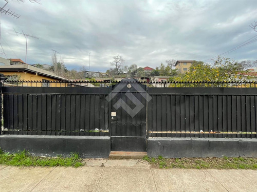 Casa En Venta De 3 Dorm. En Maipú