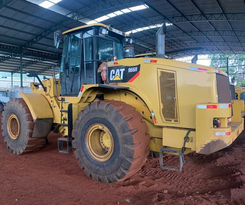 Pá Carregadeira Caterpillar 966h - 2015