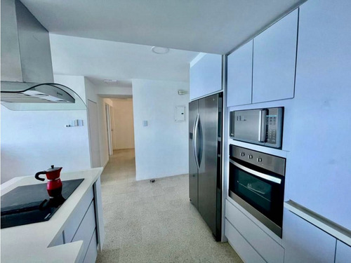 Se Vende Apto 87m2 2h/2b Playa Azul