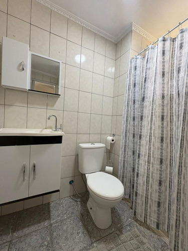 Apartamento Recém Reformado.