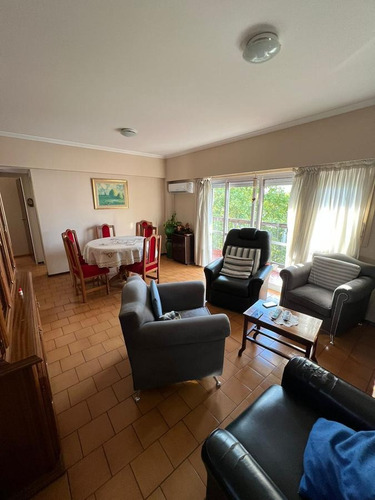 Imagen 2 de 21 de Departamento - Castelar Sur
