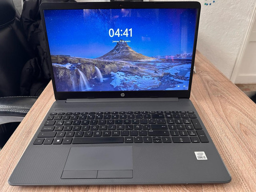 Computadora Laptop Hp 15.6 Pulgadas 8gb Ram 256 Ssd (Usado)