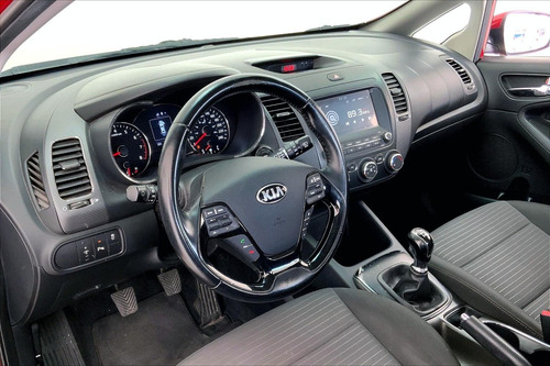 Imagen 14 de 25 de Kia Forte Hatchback 5 Pts Ex, Tm6, A/ac, Ra-16