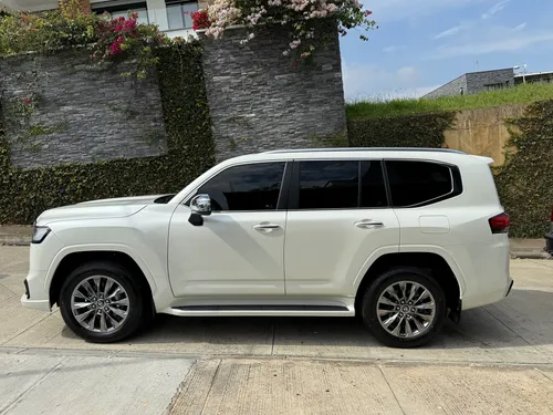 Toyota Lc300 Sahara Vxr 2024 Diese