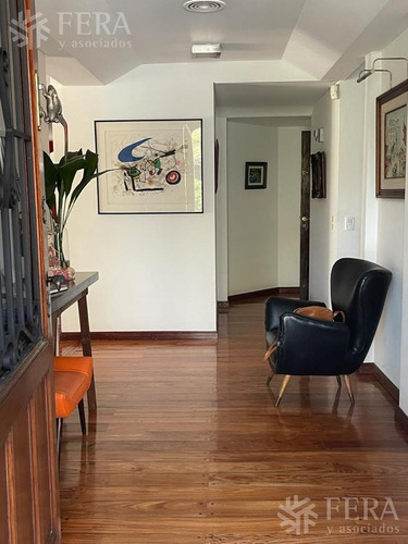 Imagen 3 de 12 de Importante Casa Con Parque En La Mejor Zona De La Horqueta.