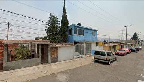 Imagen 1 de 5 de Casa Duplex Sobre La Carretera Toluca México *mac*