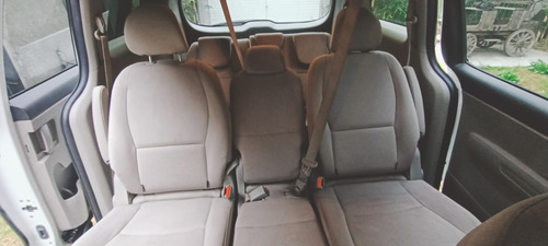 Kia Sedona 2.0 Lx At