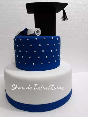 Bolo de formatura azul e dourado