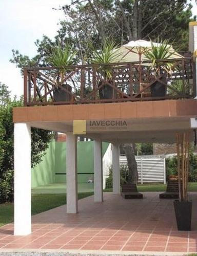 Imagen 14 de 30 de Venta De Casa De 4 Dormitorios En Pinares