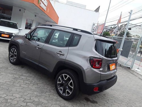 Imagem 2 de 9 de Jeep Renegade 1.8 16v Flex Longitude 4p Automático