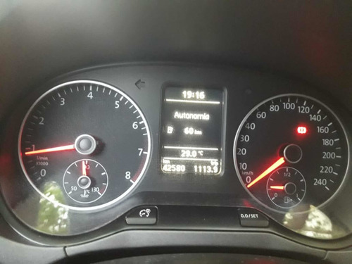 Volkswagen Suran 1.6 Comfortline 101cv 2014