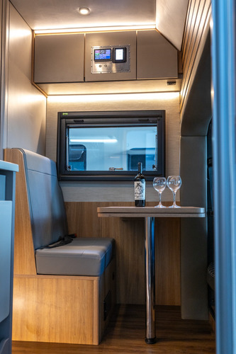 Único Motorhome Expedição Sirius 4x4 Easefour