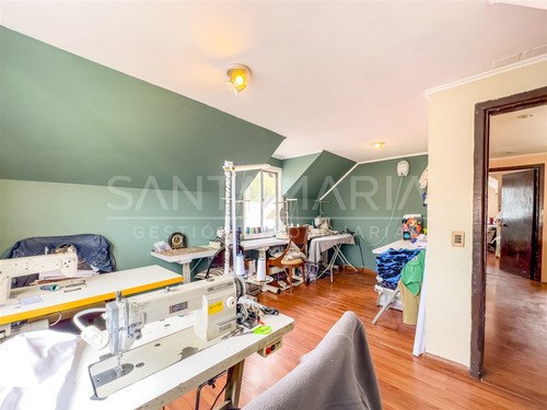 Casa En Venta De 3 Dorm. En Concepción